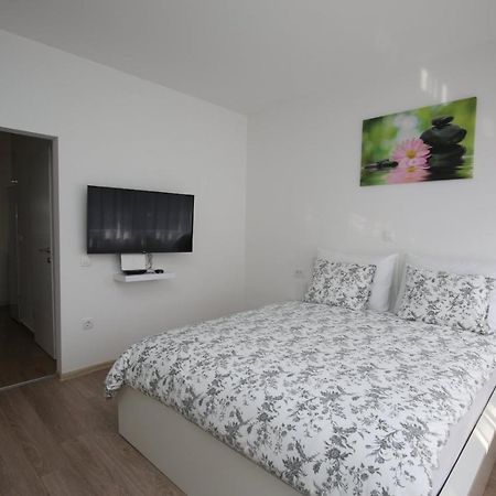 Studio Apartment Koko Риека Экстерьер фото